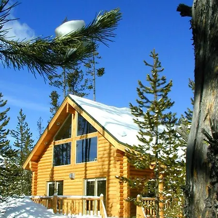 The Pines At Island Park Villa
